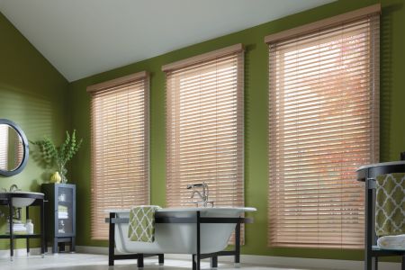 How To Decide Between Wood Or Faux Wood Blinds